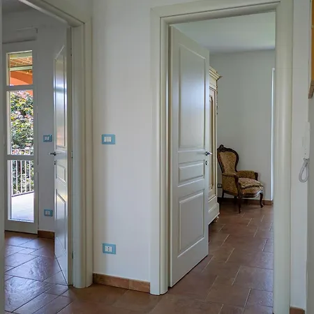 Casa Giardino Aromatico Tra Langhe And Monferrato 펜션 *