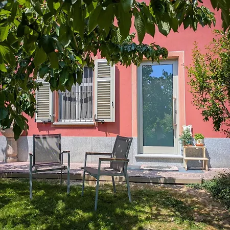 펜션 Casa Giardino Aromatico Tra Langhe And Monferrato 산 다미아노 다스티